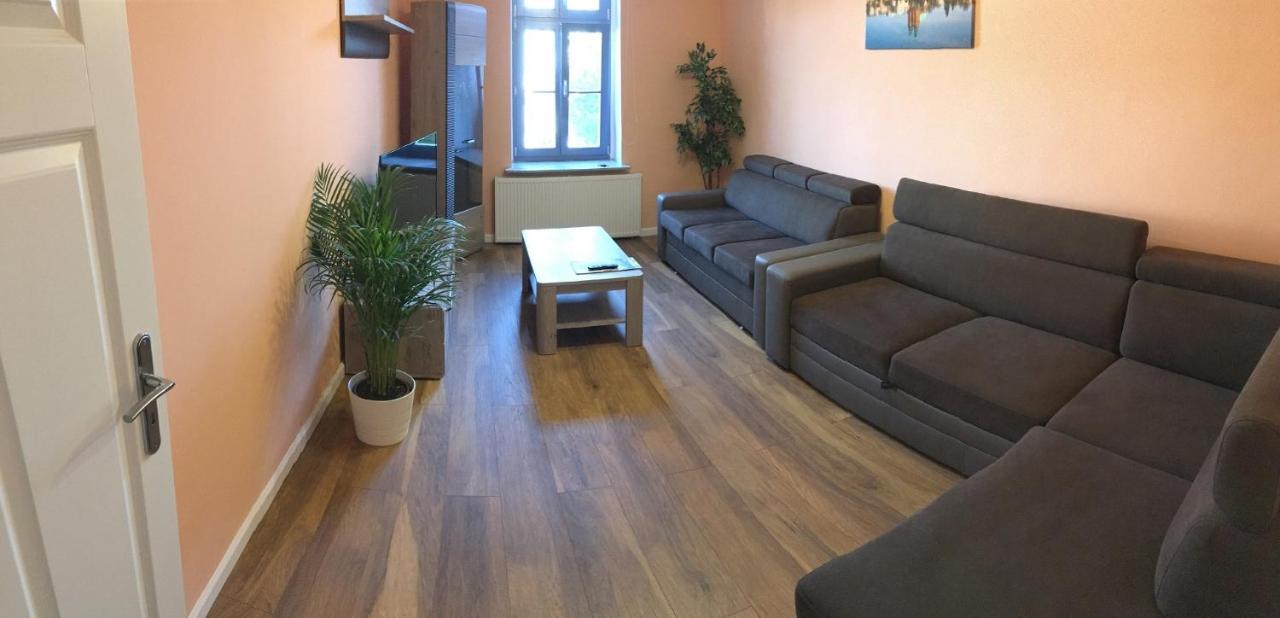 גניזנו Apartament Kleopatra מראה חיצוני תמונה